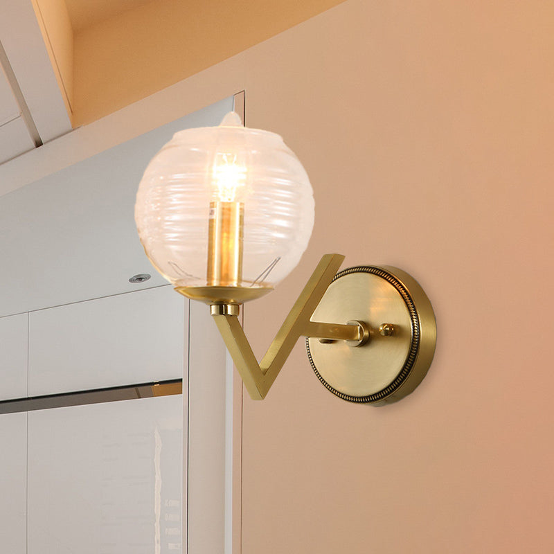 Vivolux | Globale klare gerippte Glaswandlampe Kolonialismus 1/2-Kopf Flur Wandlicht in Gold mit V-förmigem Metallarm
