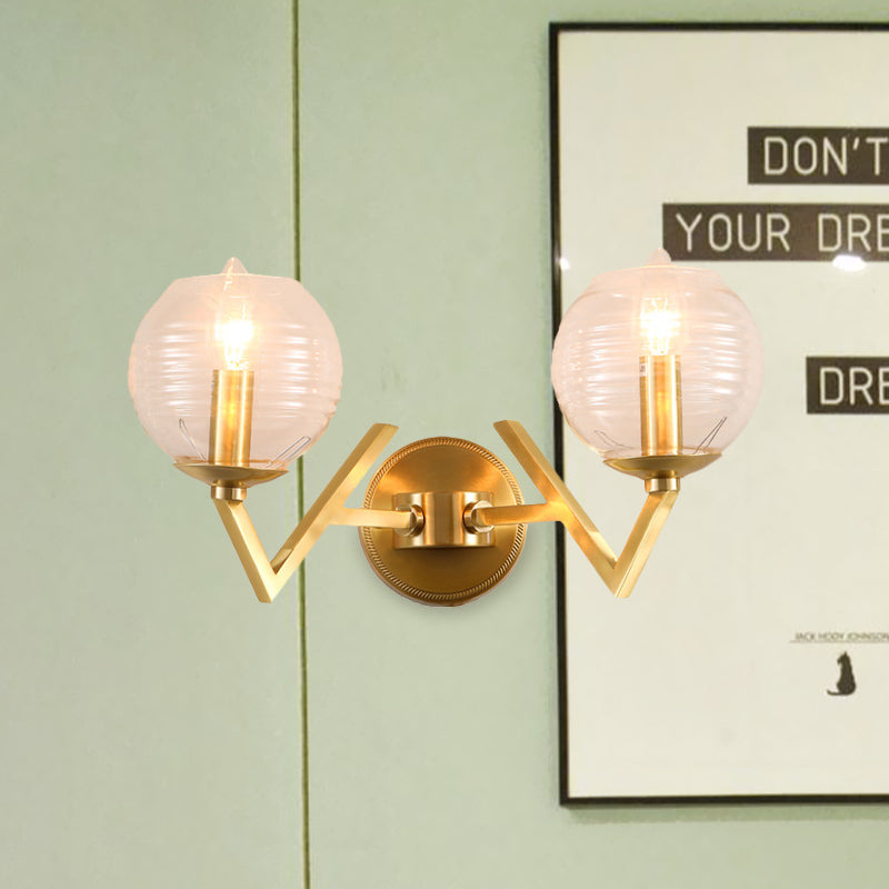 Vivolux | Globale klare gerippte Glaswandlampe Kolonialismus 1/2-Kopf Flur Wandlicht in Gold mit V-förmigem Metallarm