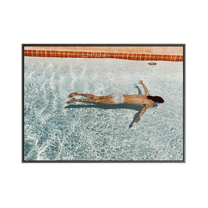 Vivolux | Frau Schwimmen im Pool Malerei Texturiert Pop Art Mädchen Schlafzimmer Leinwanddruck in Blau