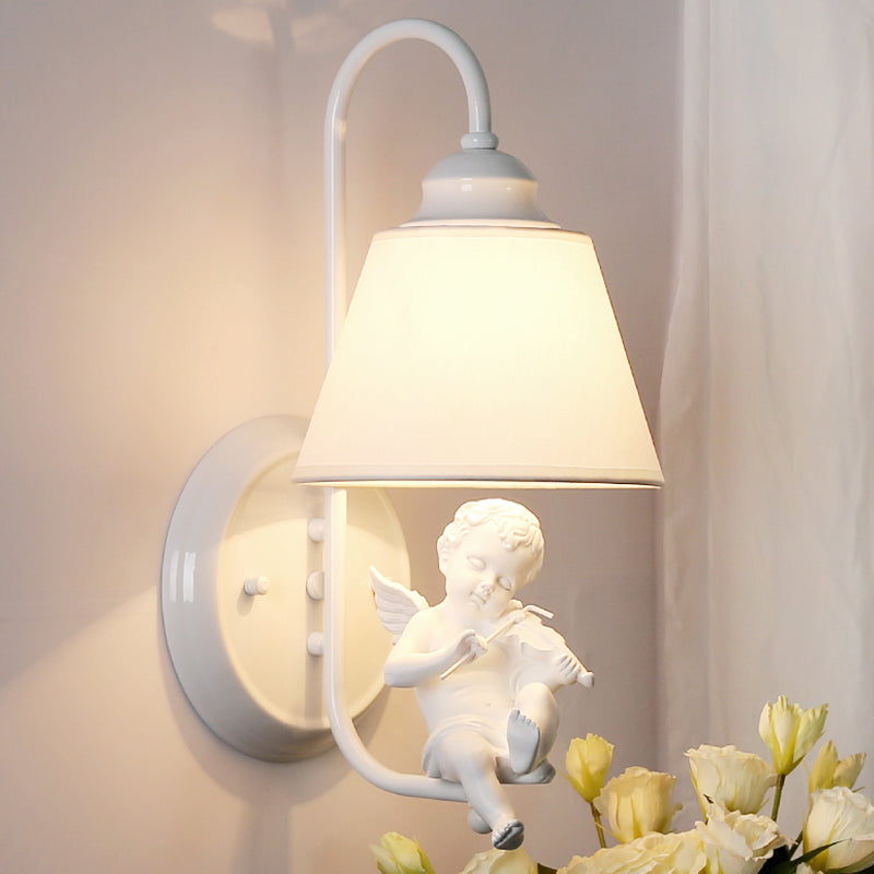 Vivolux | Monochrome Tapered Shade Wandleuchte mit Engel Deco Moderne Metall Wandleuchte für Erwachsenen Schlafzimmer