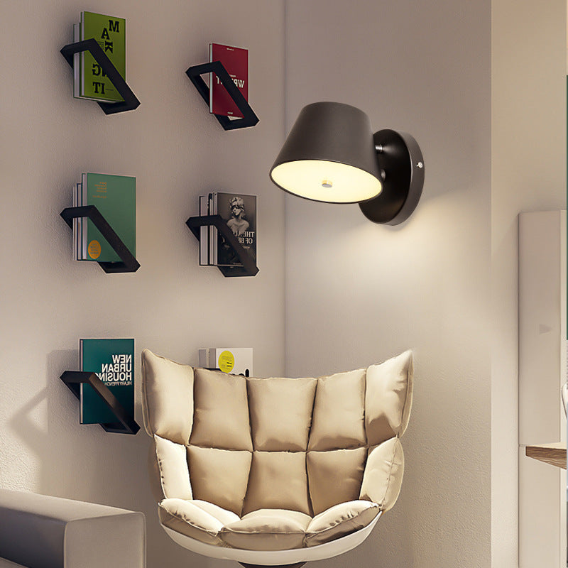 Vivolux | Monochrome Trapezium Wandlamp Moderne Stijlvolle Metalen Draaibare Wandlamp voor Kantoor