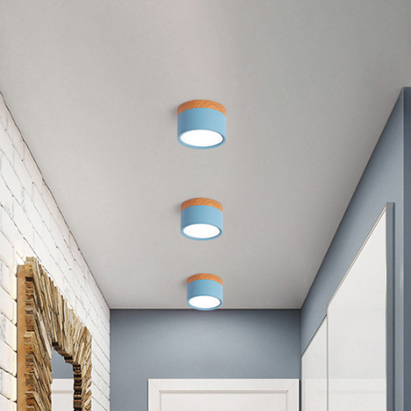 Vivolux | Moderne Macaron Deckenleuchte – Kompakte Metall/Holz Flush Mount Beleuchtung für Küche und Bar in Gelb, Blau und Schwarz