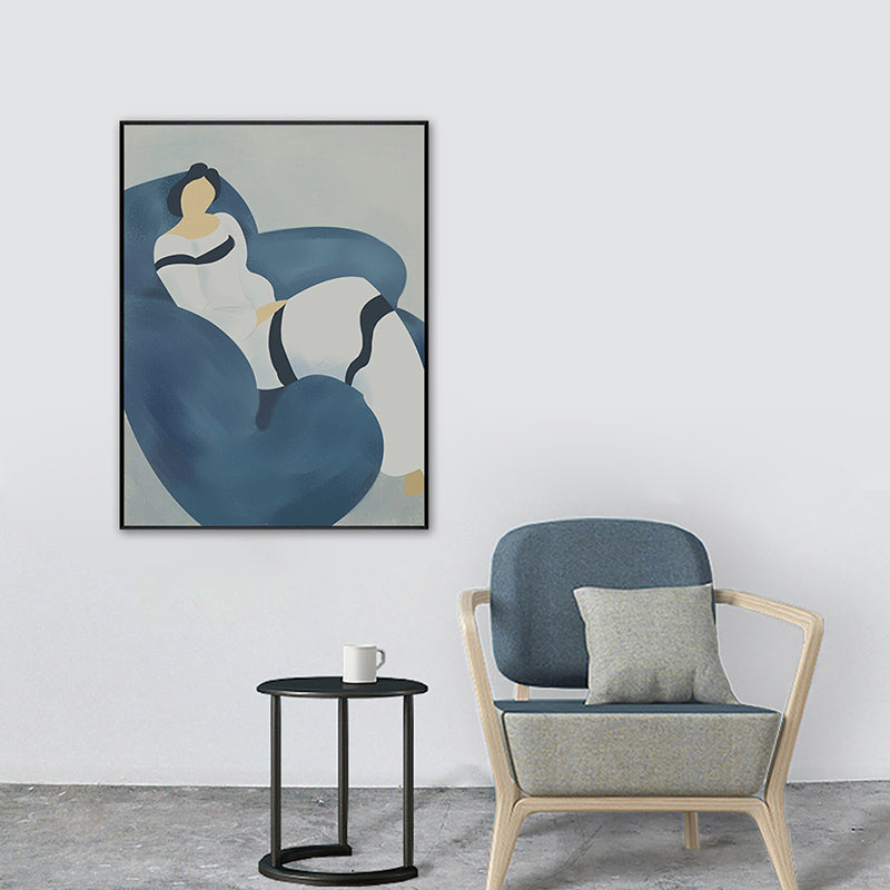 Vivolux | Illustration Nordic Canvas Wandkunst mit Frau auf dem Sofa Muster in Blau für Raum
