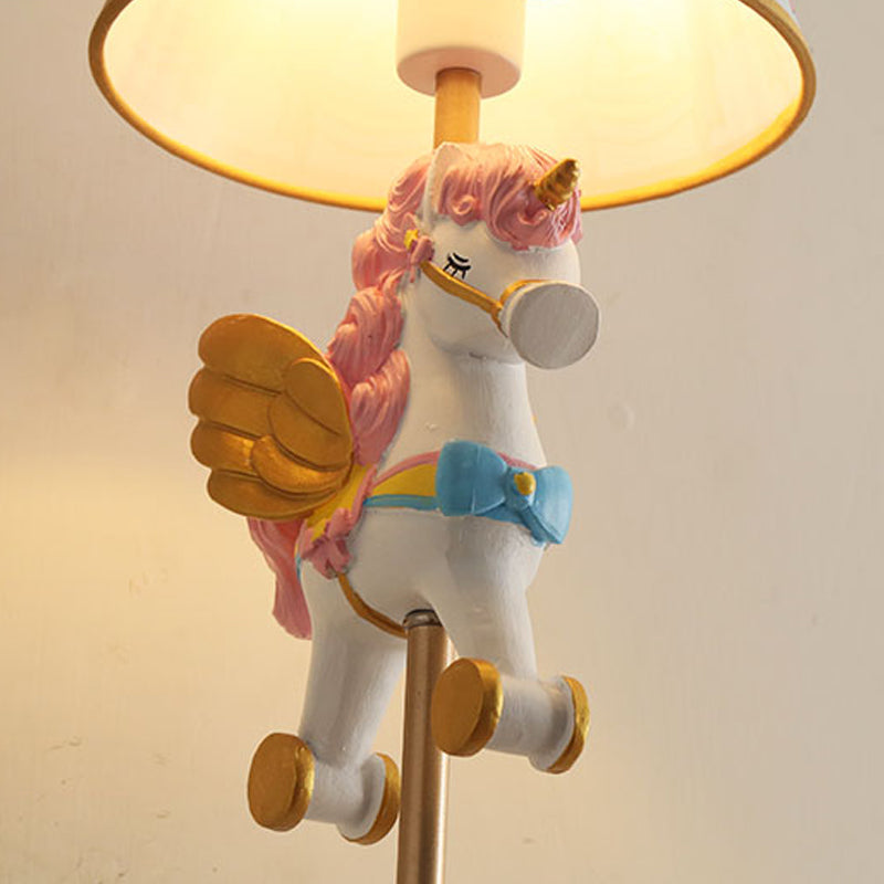 Vivolux | Cartoon Cone Wandlampe Fixture mit Einhorn Dekoration 1 Kopf Harz Wandleuchte in Gelb und Blau/Gelb und Pink/Gelb und Rot/Gelb und Weiß für Mädchen Schlafzimmer