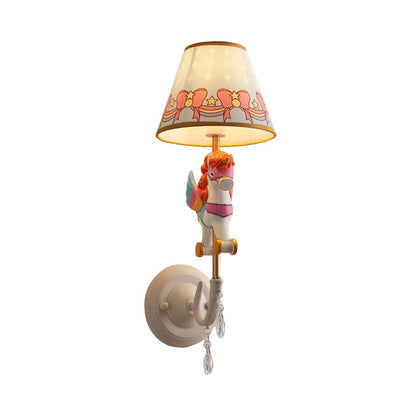 Vivolux | Cartoon Cone Wandlampe Fixture mit Einhorn Dekoration 1 Kopf Harz Wandleuchte in Gelb und Blau/Gelb und Pink/Gelb und Rot/Gelb und Weiß für Mädchen Schlafzimmer