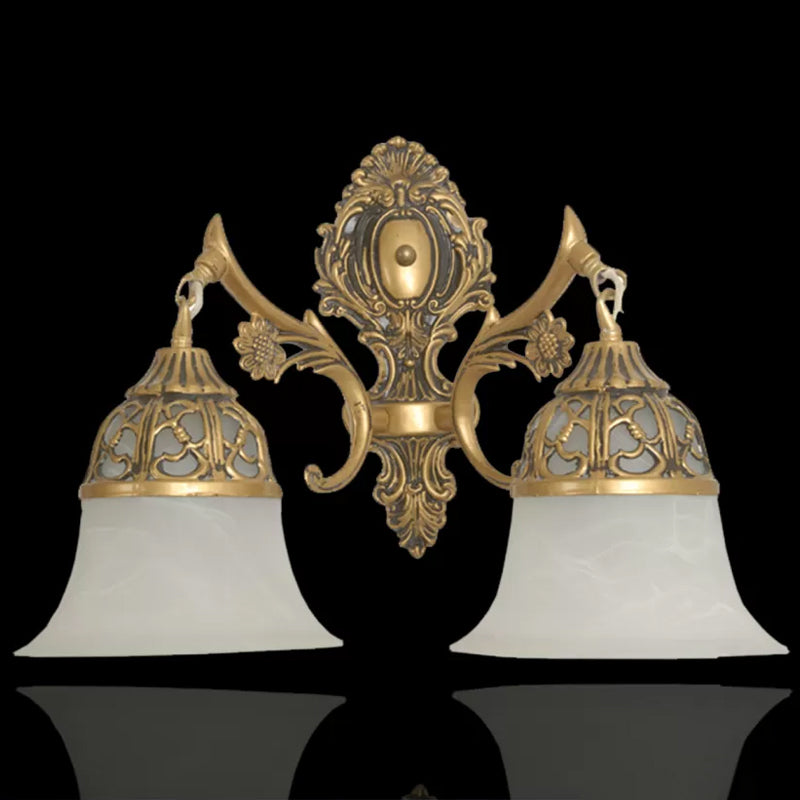 Vivolux | Antiqued Flared Wandleuchte 2 Köpfe Opal Mattglas Wandleuchte in Bronze