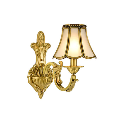 Vivolux | 1/2 Licht Geflared/Bell Wandgemonteerde Licht Traditionelles Poliertes Messing Frosted Glas Wandlampe
