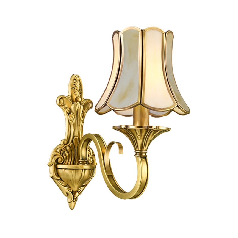 Vivolux | 1/2 Licht Geflared/Bell Wandgemonteerde Licht Traditionelles Poliertes Messing Frosted Glas Wandlampe