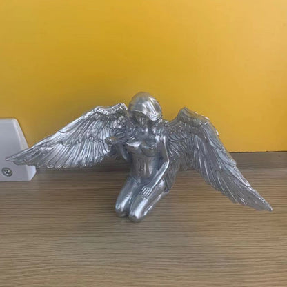 Vivolux | Art Angel Weiblich Frau Flügel Knien Umhang Hut