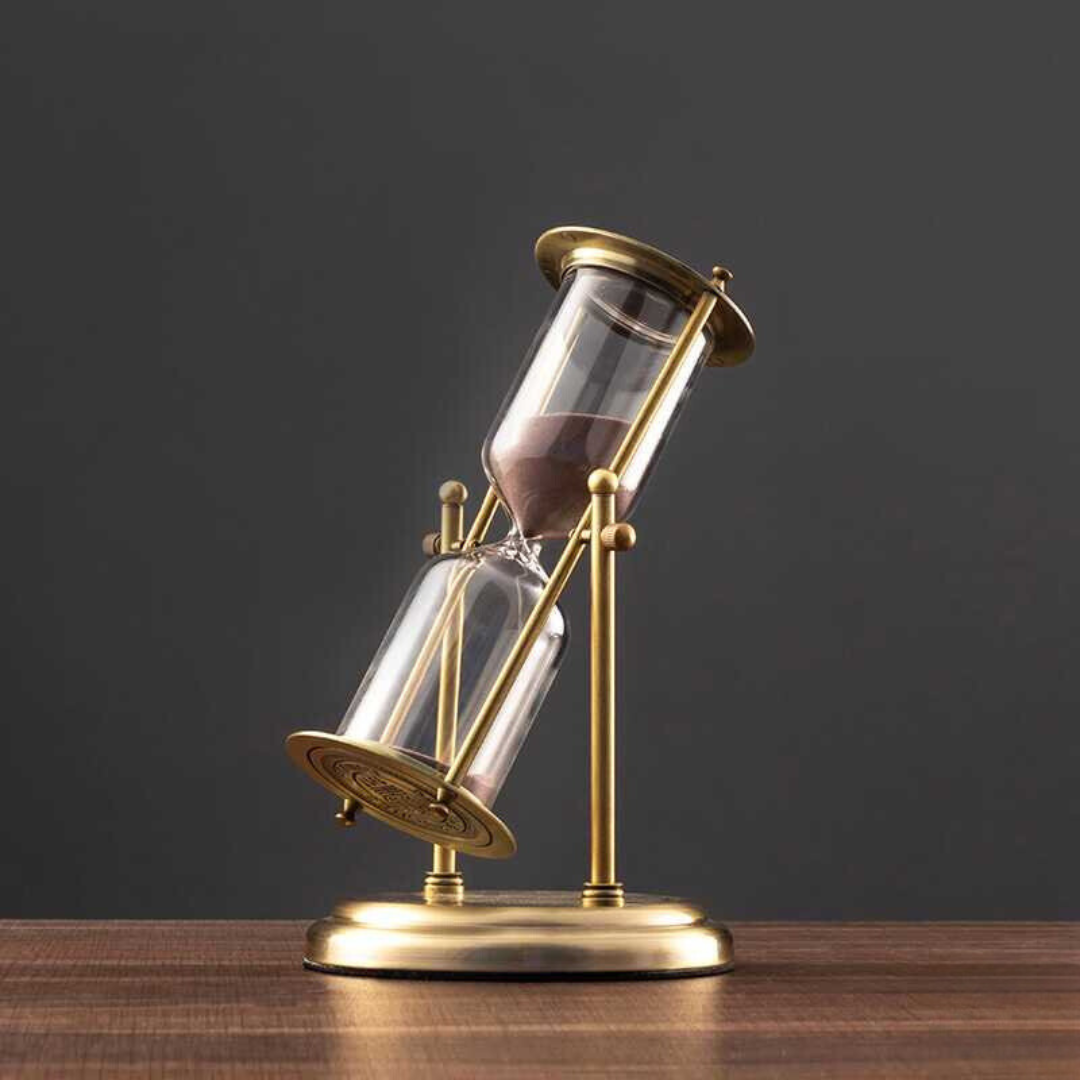 Vivolux | Antike Sanduhr aus Messing mit violettem Sand