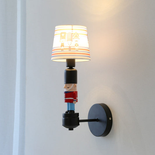 Vivolux | Soldat Schlafzimmer Wandleuchte mit konisch geformtem Schirm Stoff 1 Kopf Amerikanischer Stil Wandlampe