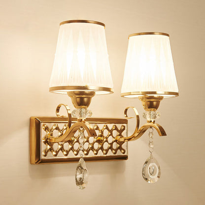 Vivolux | Kromming Wandgemonteerde Lamp Hedendaagse Metallische Gouden Wandlamp met Geometrische Glazen Schaduw