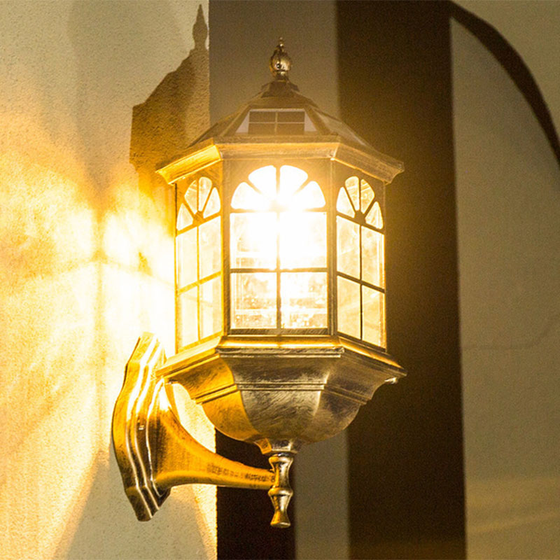 Vivolux | Metallische Hausförmige LED Wandleuchte Traditionelle Außen Solar Wandleuchten mit Klarglas-Schirm