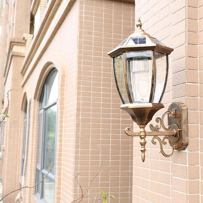Vivolux | Vintage House Shaped Solar Wandlamp Metallisch LED Wandmontierte Lampe mit Glasschirm für Außenbereich