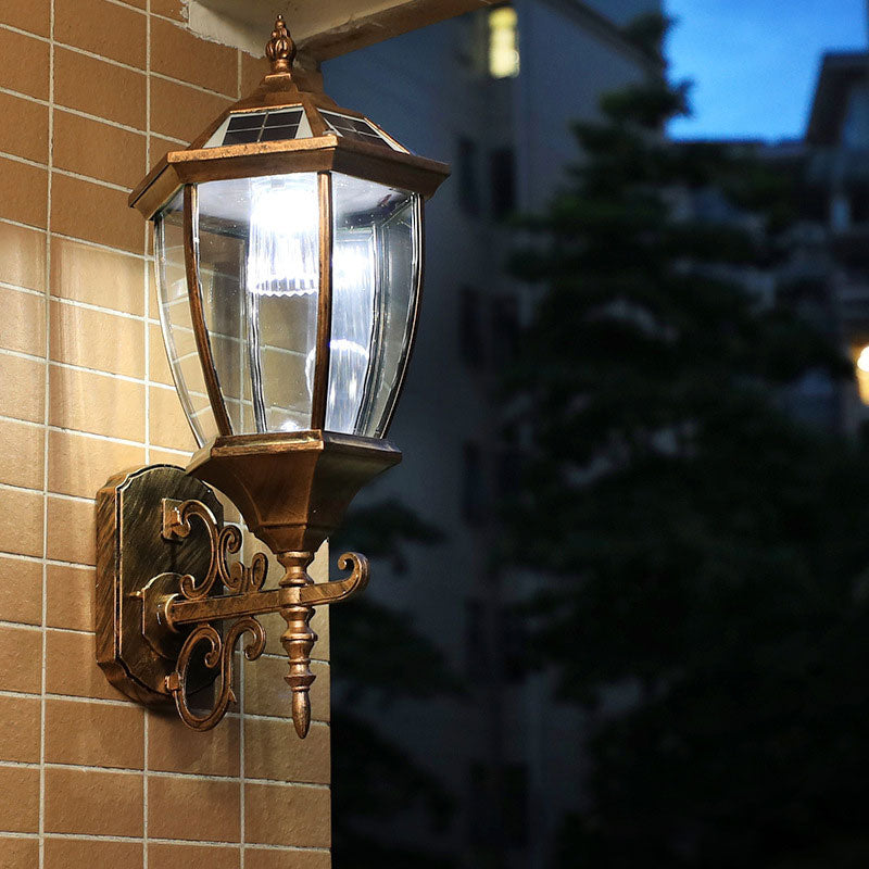 Vivolux | Vintage House Shaped Solar Wandlamp Metallisch LED Wandmontierte Lampe mit Glasschirm für Außenbereich