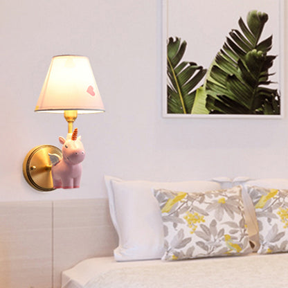 Vivolux | Empire Shade Peuter Wandlamp Stof Roze Cartoon Wandverlichting Armatuur met Hars Eenhoorn