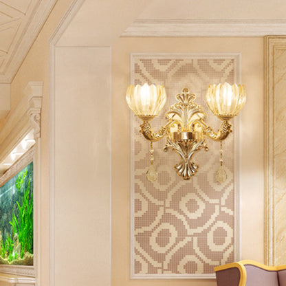 Vivolux | Blumenstrukturiertes Glas Wandlicht Antikes Wohnzimmer Wandbeleuchtungsgerät mit Kristallakzent in Gold