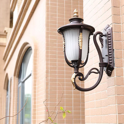 Vivolux | Vintage Glocken Wandleuchte Einzelne Mattierte Ribben Glas Wandmontierte Lampe in Kaffee für Außen