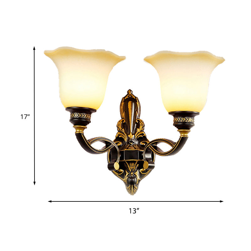 Vivolux | Schwarze Blossom Wandmontierte Lampe Traditionelle Weiße Glas Schirm 1/2-Licht Schlafzimmer Wand Scone mit Metall Kurvigen Arm