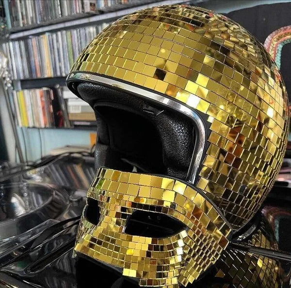 Disco-Kugel-Helm mit einziehbarem Visier