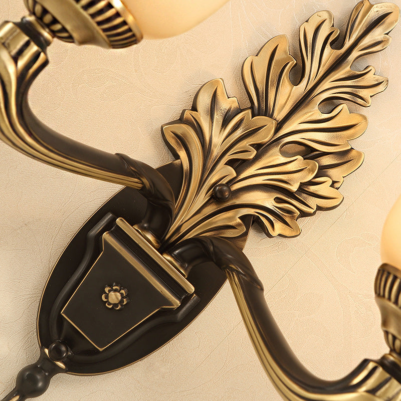 Vivolux | Bell Schlafzimmer Wandleuchte Rustikal Gefrostetes Glas 1/2-Licht Schwarz-Gold Wandlampe mit geschnitztem Arm