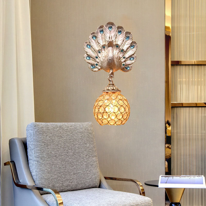 Vivolux | Dome Metalen en Kristallen Wandlamp Antieke Stijl 1 Licht Corridor Wandlamp met Zilveren Pauwen Achterplaat