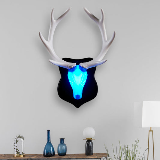 Vivolux | LED Hert Wandlamp Landelijk Wit/Blauw Hars Wandlamp Voorziening voor Woonkamer met Witte/Zwarte Hoorntjes