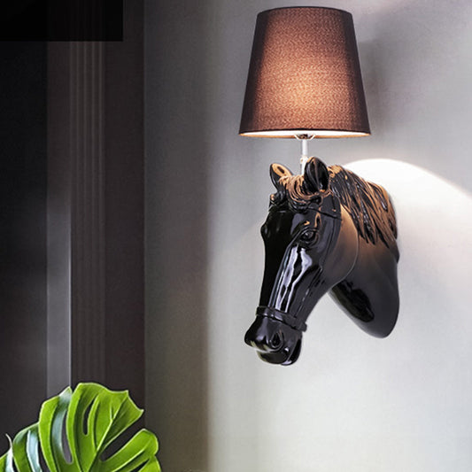 Vivolux | 1 Glühbirne Pferde-Wandleuchte Klassisch Schwarz/Weiß Harz Wandmontierte Lampe mit Kegelstoffschirm