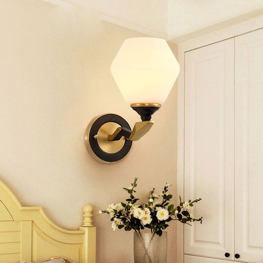 Vivolux | Zwart-Goud 1/2-Licht Wandlamp Antiek Ivoor Glas Geometrische Wandlichten met Gebogen Arm voor Slaapkamer