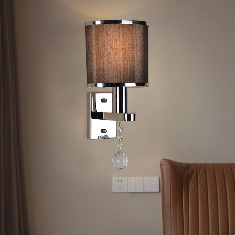 Vivolux | Traditionale Zylinder Wandleuchte 1-Licht Stoff Wandleuchte mit Kristallakzent in Chrom für das Schlafzimmer