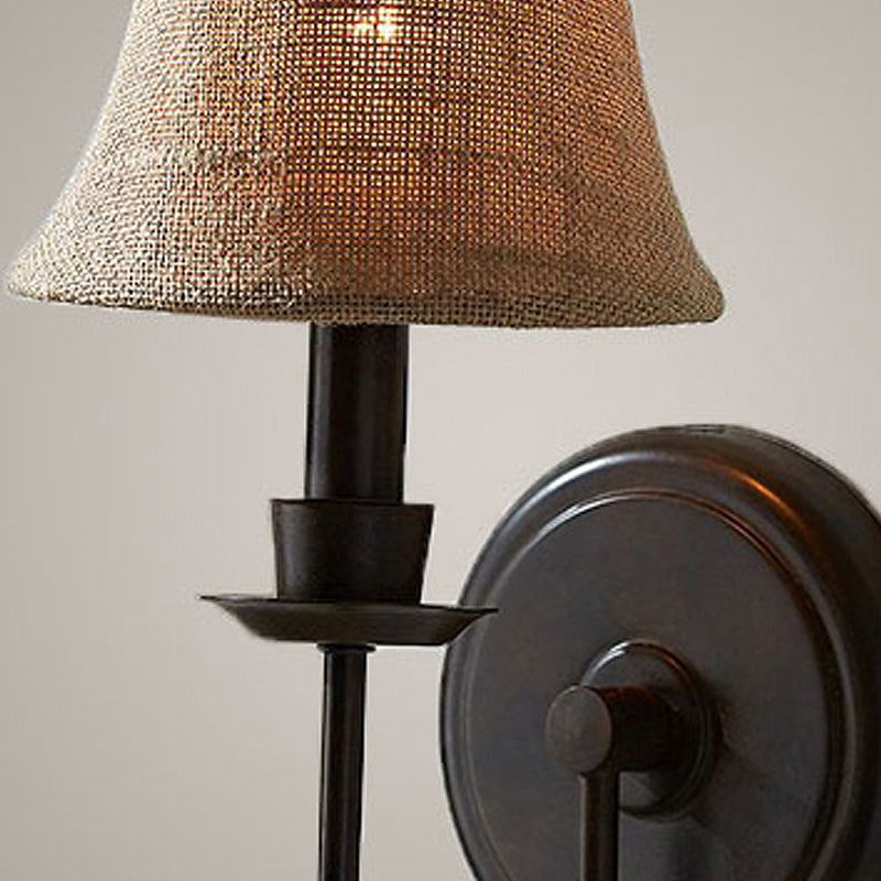 Vivolux | Flaxen 1-licht Wandlamp Traditionele Stoffen Bell Wandlamp met Boogarm en Ronde Wandplaat