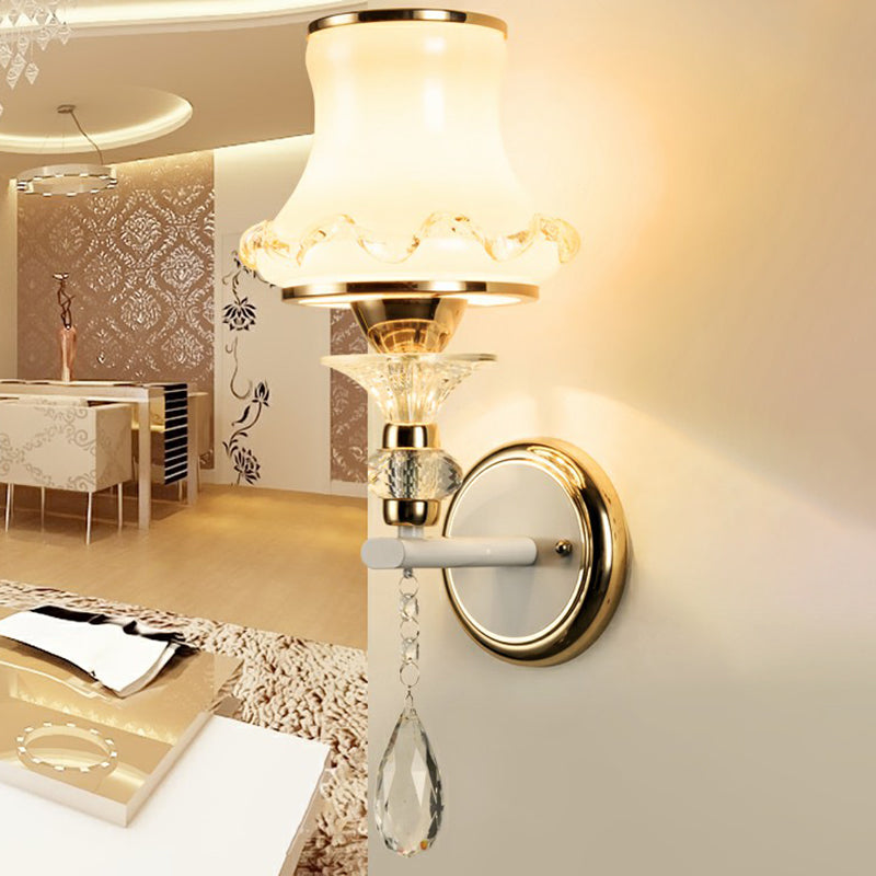 Vivolux | Auslaufende Wohnzimmer Wandlampe Vintage Mattglas Champagner Wandleuchte mit Kristallakzenten