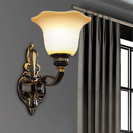 Vivolux | Schwarze Blossom Wandmontierte Lampe Traditionelle Weiße Glas Schirm 1/2-Licht Schlafzimmer Wand Scone mit Metall Kurvigen Arm