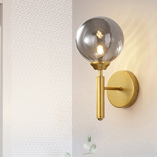 Vivolux | 1 Glühbirne Globe Wandmontierte Lichtarmatur Moderne Messing Gerauchtes Strukturiertes Glas Beleuchtung