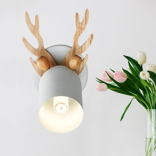 Vivolux | Noordse stijlvolle wandlicht met taps toelopende lampenkap 1 licht metalen wandlamp met takken voor woonkamer