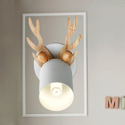 Vivolux | Noordse stijlvolle wandlicht met taps toelopende lampenkap 1 licht metalen wandlamp met takken voor woonkamer