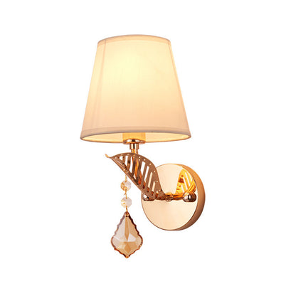 Vivolux | Stof Witte/Rode/Blauwe Wandlamp Tapered Bell 1-Lichts Traditionele Wandlamp voor Slaapkamer met Kristallen Ddrop