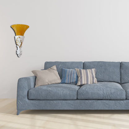 Vivolux | Witte/Goude Gegraveerde Wandlamp Kolonisatie Metaal 1 Lamp Wandverlichting Fixture met Uitlopende Amber Glazen Kap