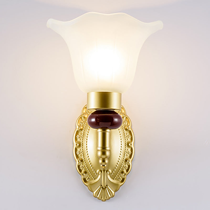 Vivolux | 1/2-Head Wandlamp met Bloemblad Schaduw Opal Glas Vintage Stijl Slaapkamer Wandlamp in Goud