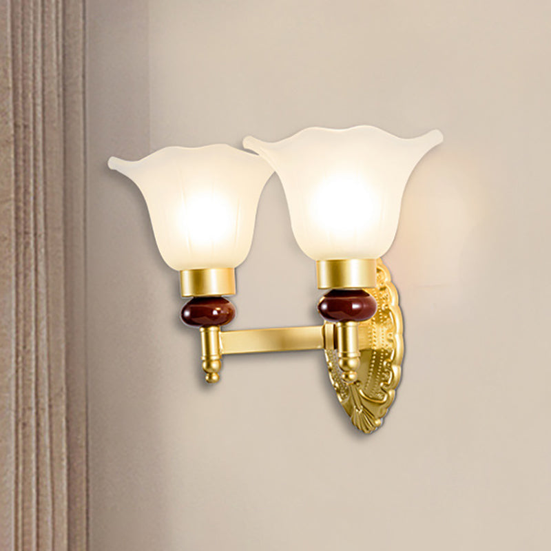Vivolux | 1/2-Head Wandlamp met Bloemblad Schaduw Opal Glas Vintage Stijl Slaapkamer Wandlamp in Goud