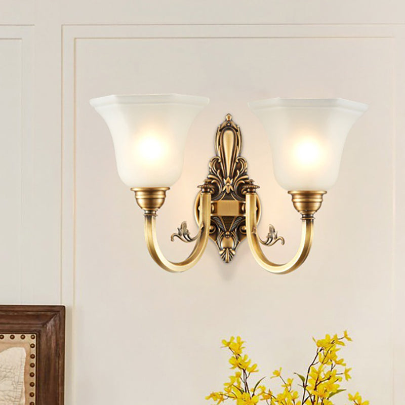 Vivolux | Vintage gebogene wandmontage lampe 1/2-kopf messing metall wandwandleuchte mit weißem glasglockenschirm