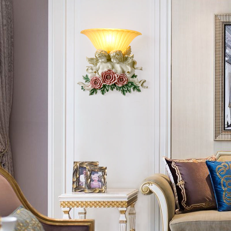 Vivolux | Geschwungene Frosted Glas Wandlampe Retro Stil 1-Licht Gelbe Flush Wandlampe mit Pink/Beige Rosen Details