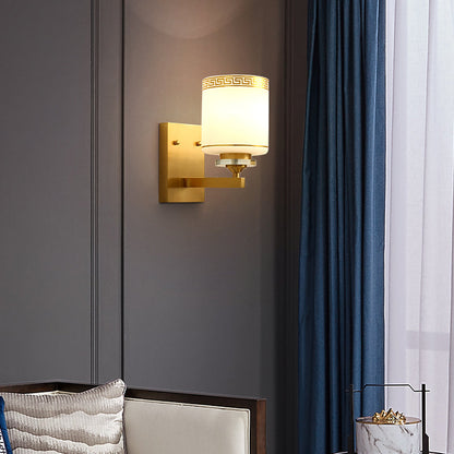 Vivolux | 1 Licht Wandlamp Moderne Stijl Drum Shade Witte Glas Wandverlichting Fixture in Messing voor Gang