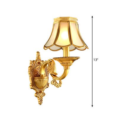 Vivolux | Traditionele Scallop Wandlamp 1/2-Bol Metaal Verlichting Fixture in Messing voor Woonkamer