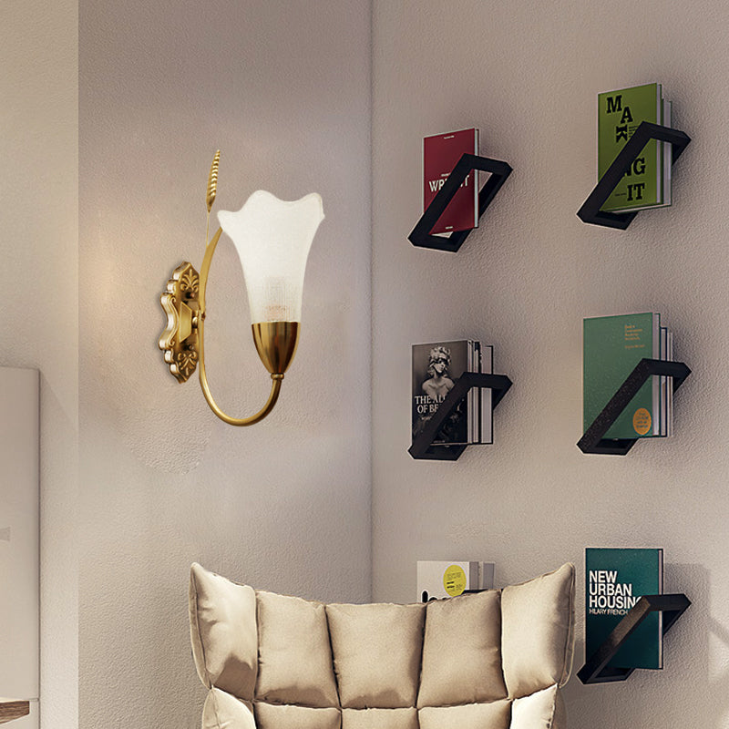 Vivolux | Opal Glas Petal Wandlamp Fixture Lodge Stylisch 1/2-Licht Wohnzimmer Wandleuchte in Messing