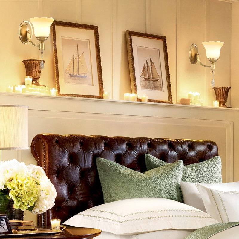 Vivolux | Bell Shade Schlafzimmer Wandmontage Lampe Vintage Stil Mattglas 1/2-Licht Messing-Finish Wandlampe