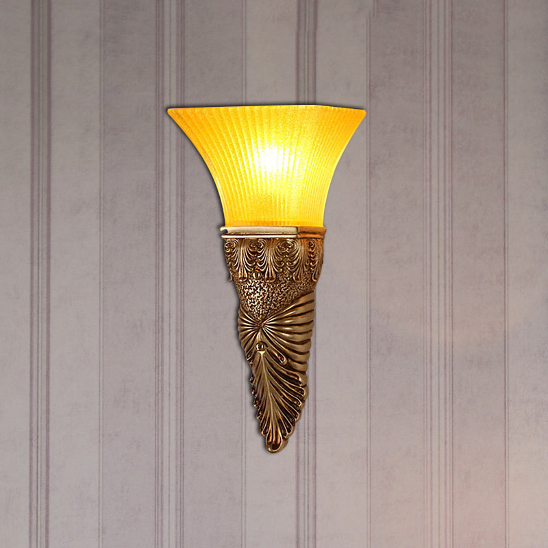 Vivolux | Aflopend Gele Glazen Wandlamp Retro Stijl 1 Kop Leefkamer Wandgemonteerde Lamp met Gouden/Zilver/Wit en Gouden Achterplaat