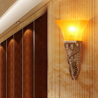 Vivolux | Aflopend Gele Glazen Wandlamp Retro Stijl 1 Kop Leefkamer Wandgemonteerde Lamp met Gouden/Zilver/Wit en Gouden Achterplaat