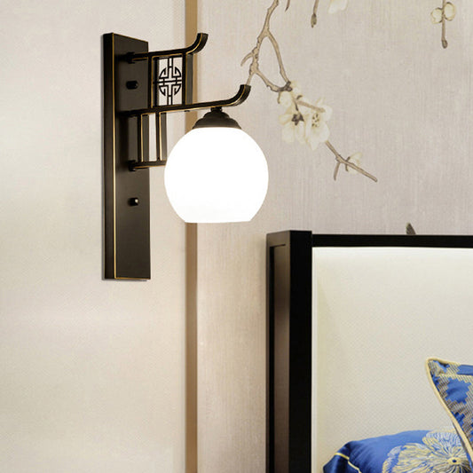 Vivolux | Sferische Bedrijf Sconces Lichtarmatuur Klasiek Opale Glas 1 Licht Zwart Wandgemonteerde Lamp