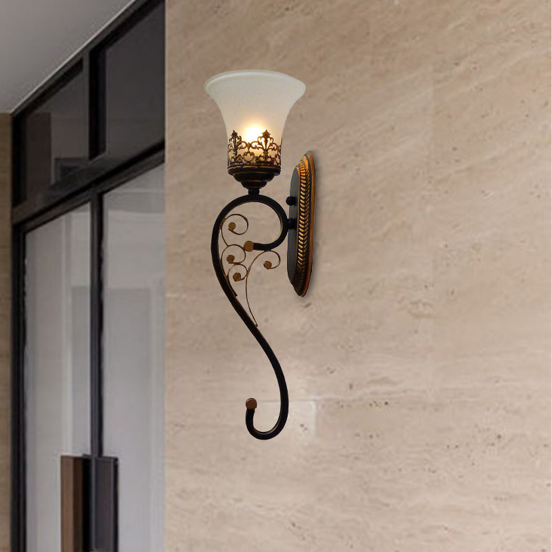 Vivolux | Zwarte en Gouden 1 Hoofd Wandmontage Lamp Plattelandsmetaal Gebogen Arm Wandlamp Verlichtingsarmatuur